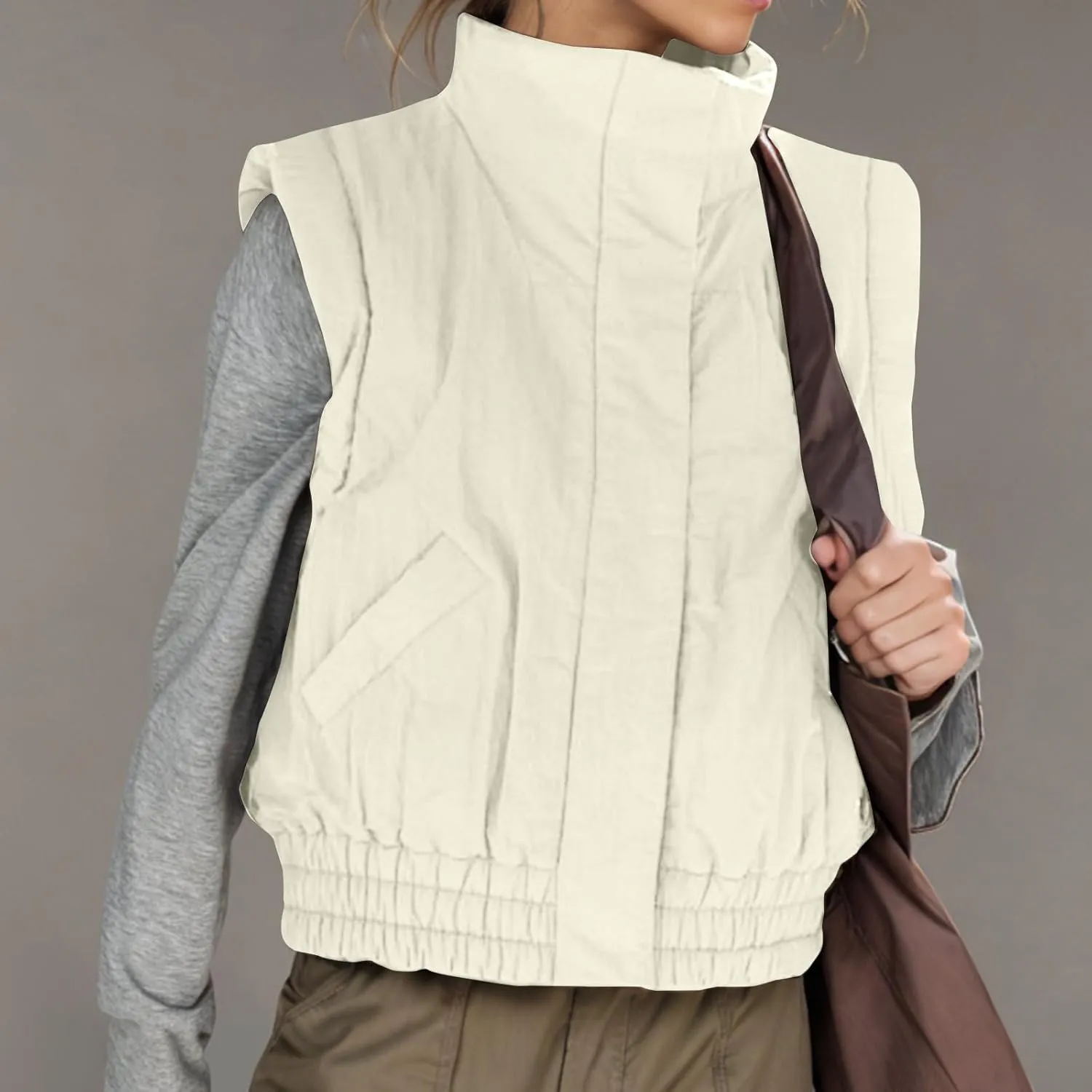 Oplxuo Women Puffer Vest Cropped Lightweight Button Down Quilted Jacket Stand Collar Sleeveless Padded Gilet Coat with Pocket